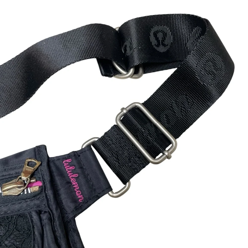Lululemon Travel Walker Pooch Fanny Pack - Picture 10 of 10